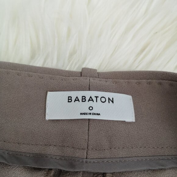 Babaton High Waisted Pleated Shorts - Size 0 - Picture 7 of 8